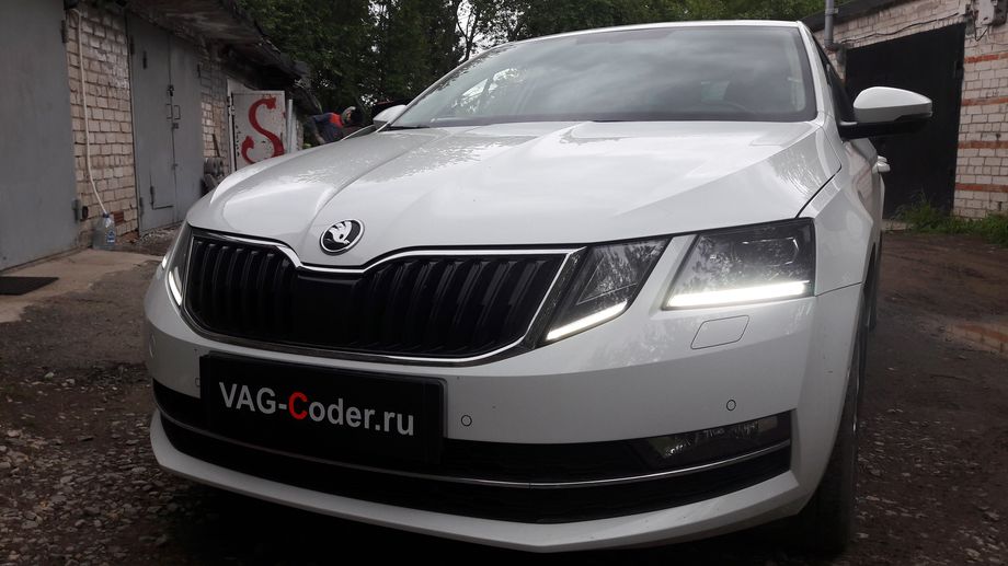 Skoda Octavia A7 FL-1,4TSI(CZDA)-DSG7-2018м/г - замена аналоговой приборки на новую цифровую панель приборов (AID, Active Info Display), установка и кодирование функций новой цифровой панели приборов (AID), снятие защиты компонентов (Save CP, Component Protection), разблокировка иммобилайзера и прописка ключей в онлайне в VAG-Coder.ru в Перми